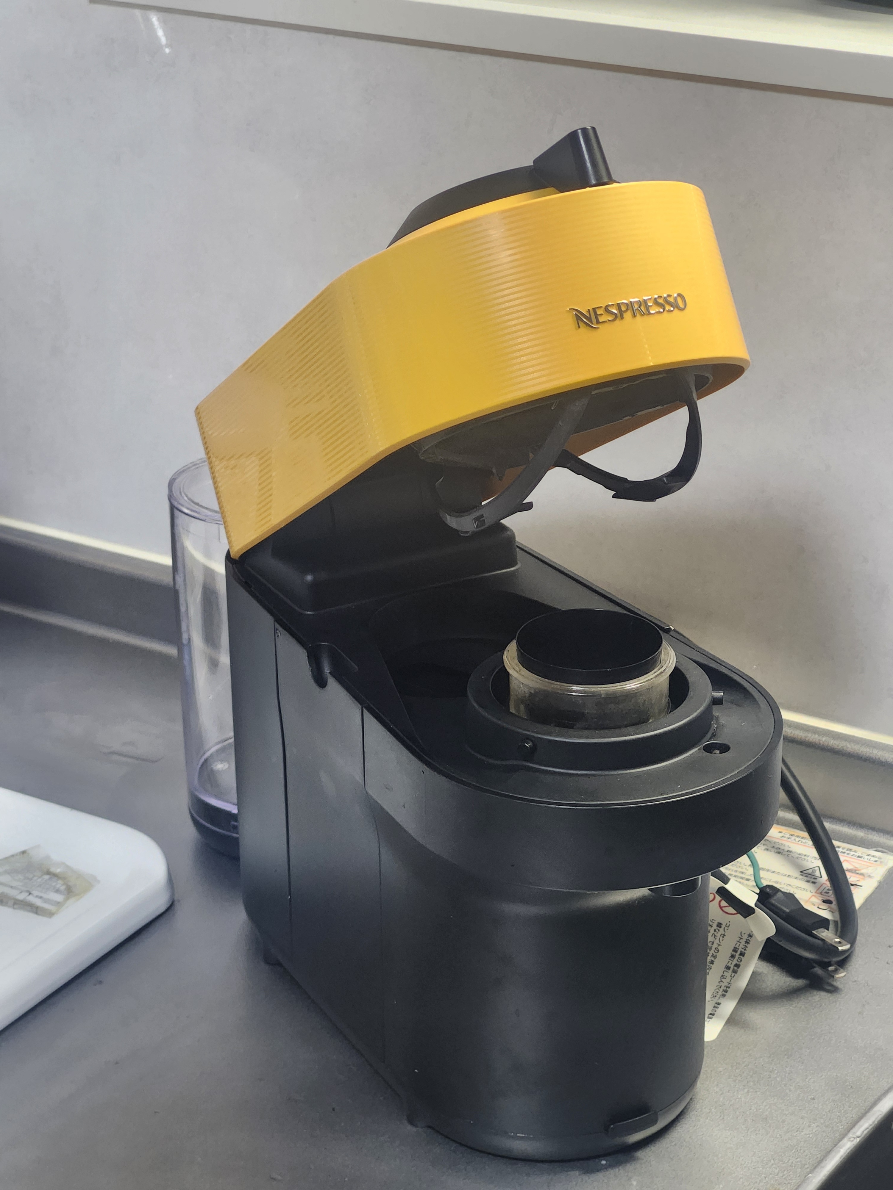 Nespresso Vertuo Pop Mango Yellow + Pack Cápsulas (Starter Set) 2